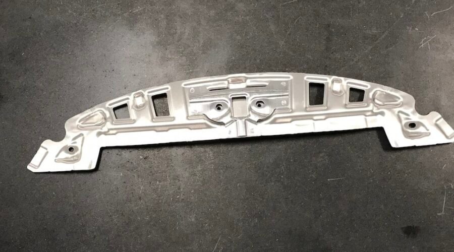 Estamparia de peças automotivas