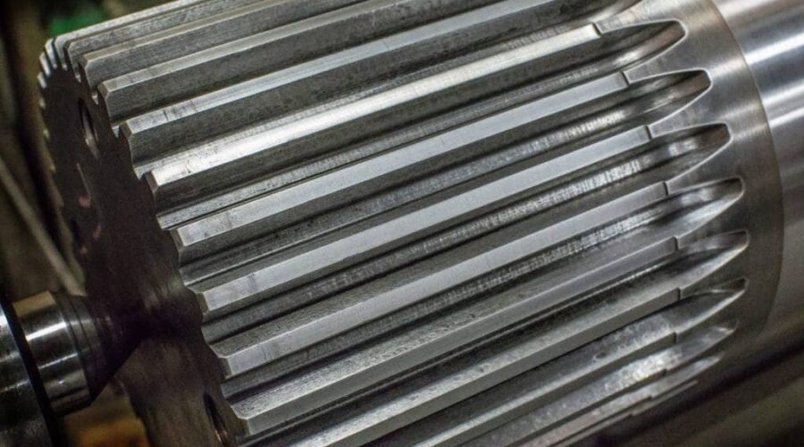 usinagem-eixo-entalhado